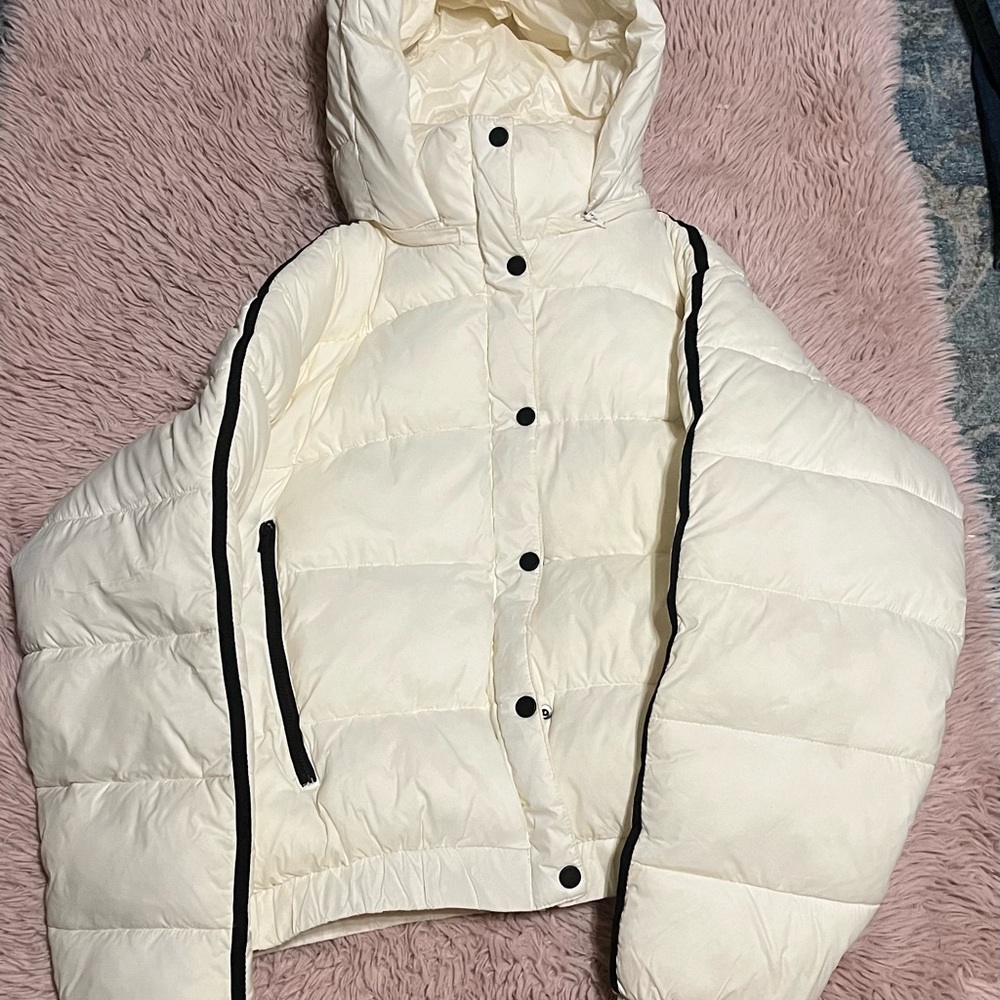 Women's White Puffer Jacket